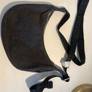 BAGGU Black Crossbody with Logo Strap SMALL